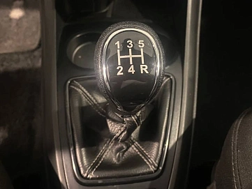 Lada (ВАЗ) Vesta, 2016г, передний привод, механика