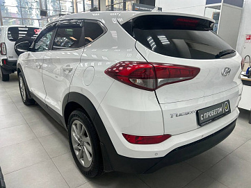 Hyundai Tucson, 2016г, полный привод, робот