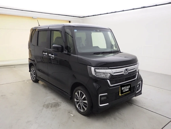 Honda N-BOX, 2021г., полный привод, вариатор