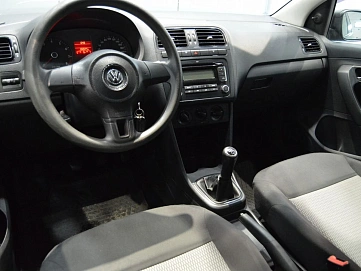Volkswagen Polo, 2011г, передний привод, механика