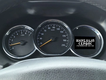 Renault Duster, 2017г, полный привод, автомат