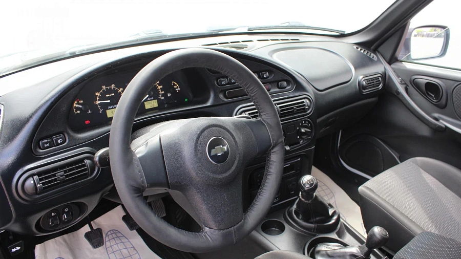 Chevrolet Niva, 2017г., передний привод, механика