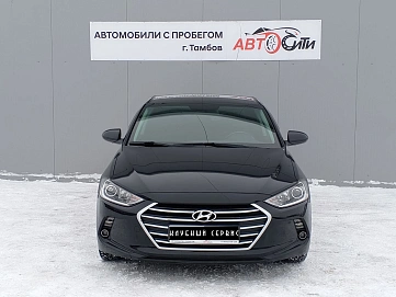 Hyundai Elantra, 2018г, передний привод, автомат