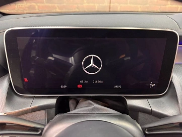 Mercedes-Benz GLC, 2024г, полный привод, автомат