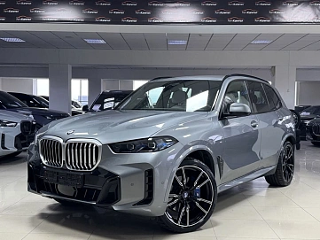 BMW X5, 2023г, полный привод, автомат