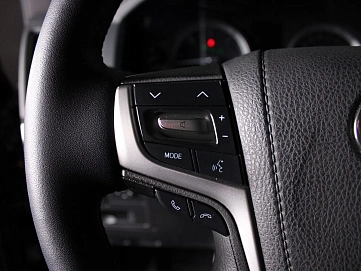 Toyota Land Cruiser, 2016г., полный привод, автомат