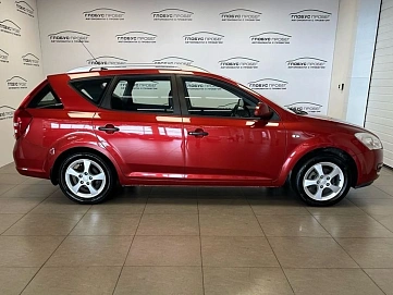 Kia Ceed, 2008г, передний привод, механика