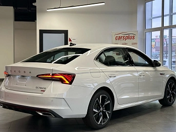 Skoda Octavia, 2025г, передний привод, робот
