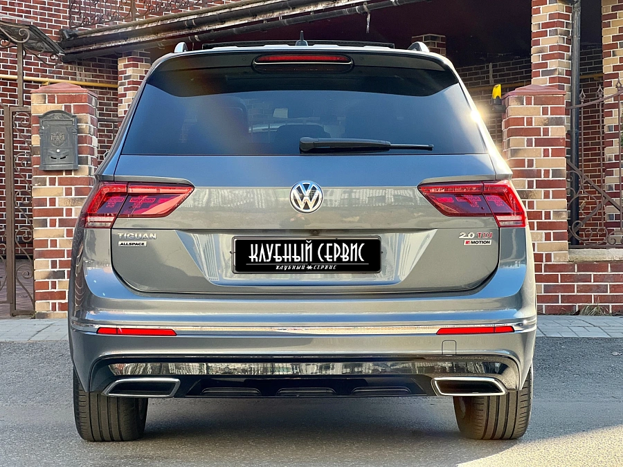 Volkswagen Tiguan, 2019г., полный привод, робот