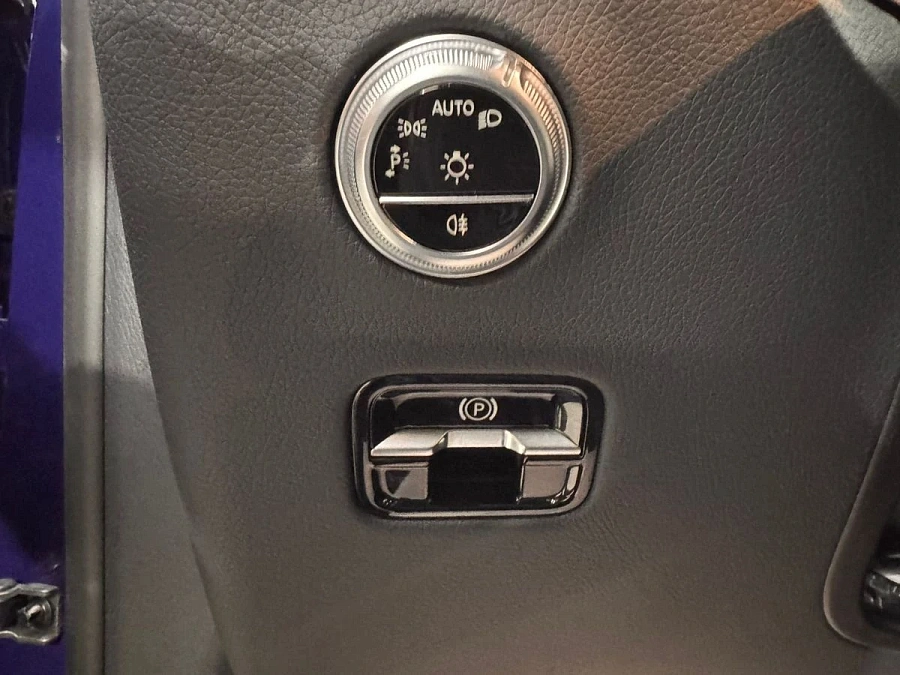 Mercedes-Benz , 2024г.