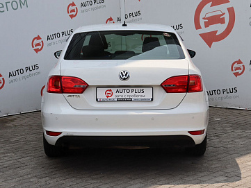 Volkswagen Jetta, 2014г, передний привод, автомат