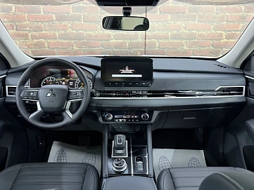 Mitsubishi Outlander, 2023г., полный привод, вариатор