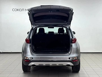 Kia Sportage, 2021г, передний привод, робот