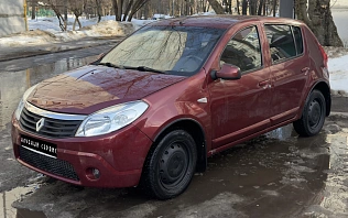Renault Sandero, 2011г, передний привод, автомат
