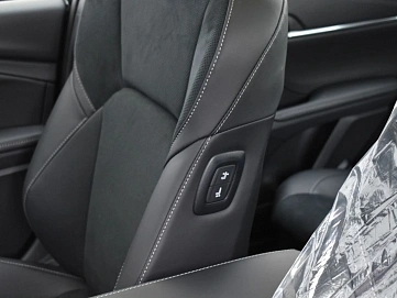 Toyota Camry, 2026г., передний привод, вариатор