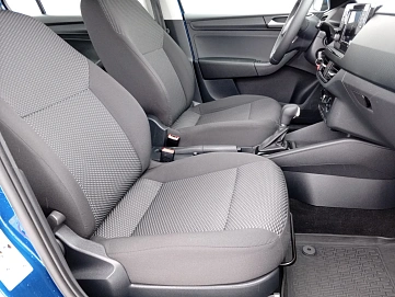 Volkswagen Polo, 2021г, передний привод, автомат