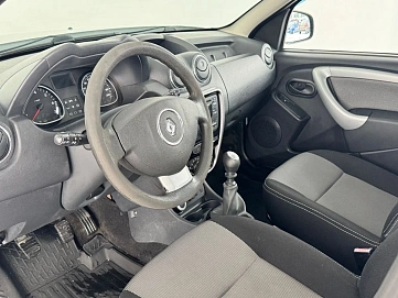 Renault Duster, 2012г, передний привод, механика