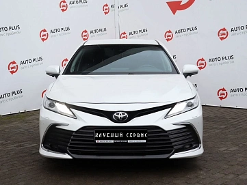 Toyota Camry, 2021г, передний привод, автомат