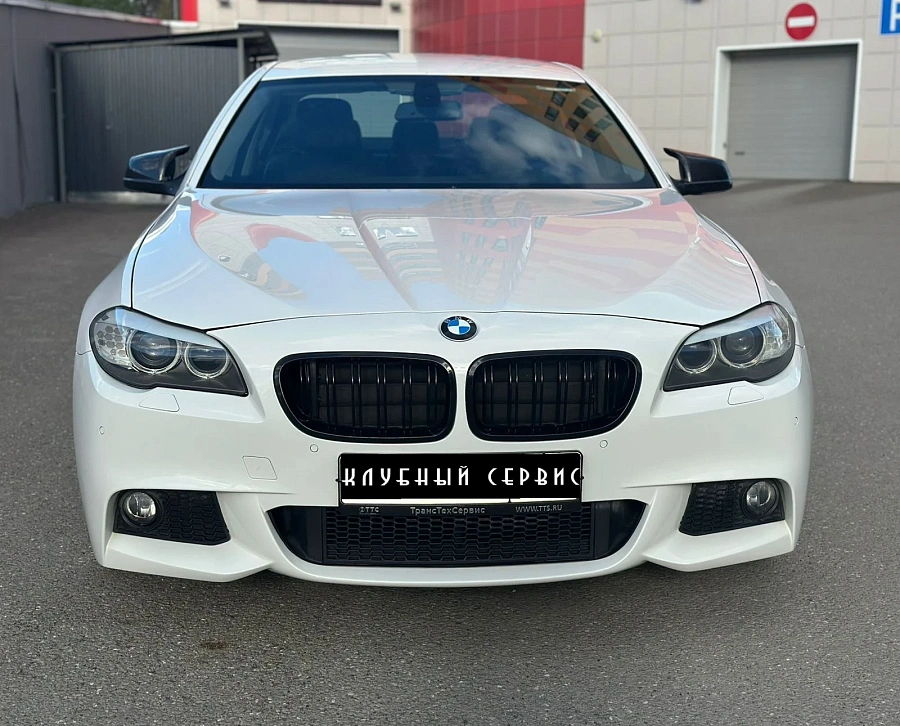 BMW 5 серии, 2010г., задний привод, автомат