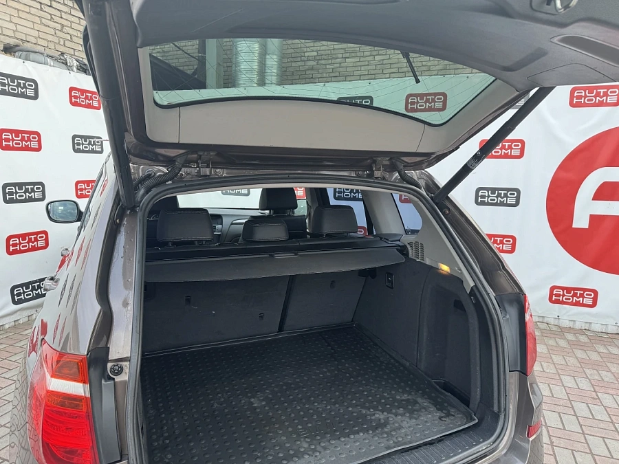BMW X3, 2012г., передний привод, автомат