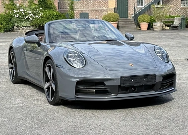 Porsche 911, 2025г, задний привод, робот