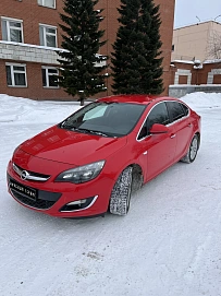 Opel Astra, 2013г, передний привод, механика