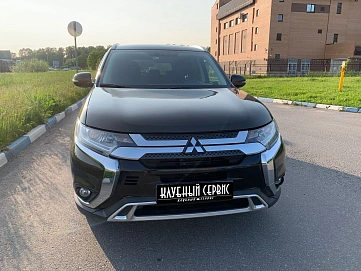Mitsubishi Outlander, 2020г, передний привод, вариатор