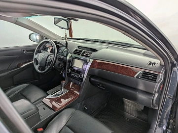 Toyota Camry, 2013г, передний привод, автомат