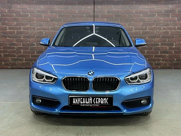 BMW 1 серии, 2018г, задний привод, автомат