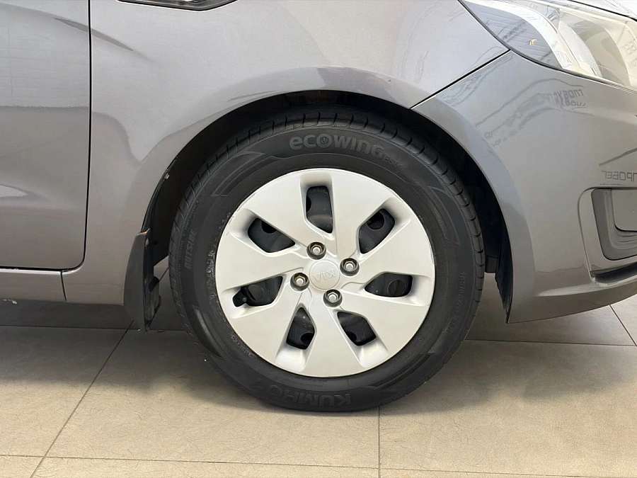 Kia Rio, 2011г., передний привод, механика