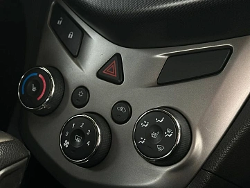 Chevrolet Aveo, 2012г, передний привод, автомат