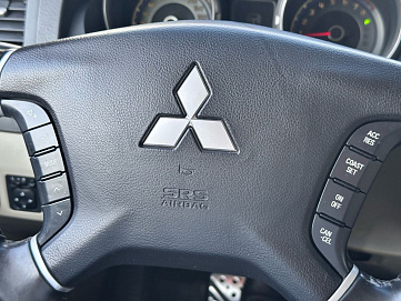 Mitsubishi Pajero, 2008г, полный привод, автомат
