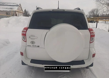 Toyota RAV4, 2010г, полный привод, вариатор