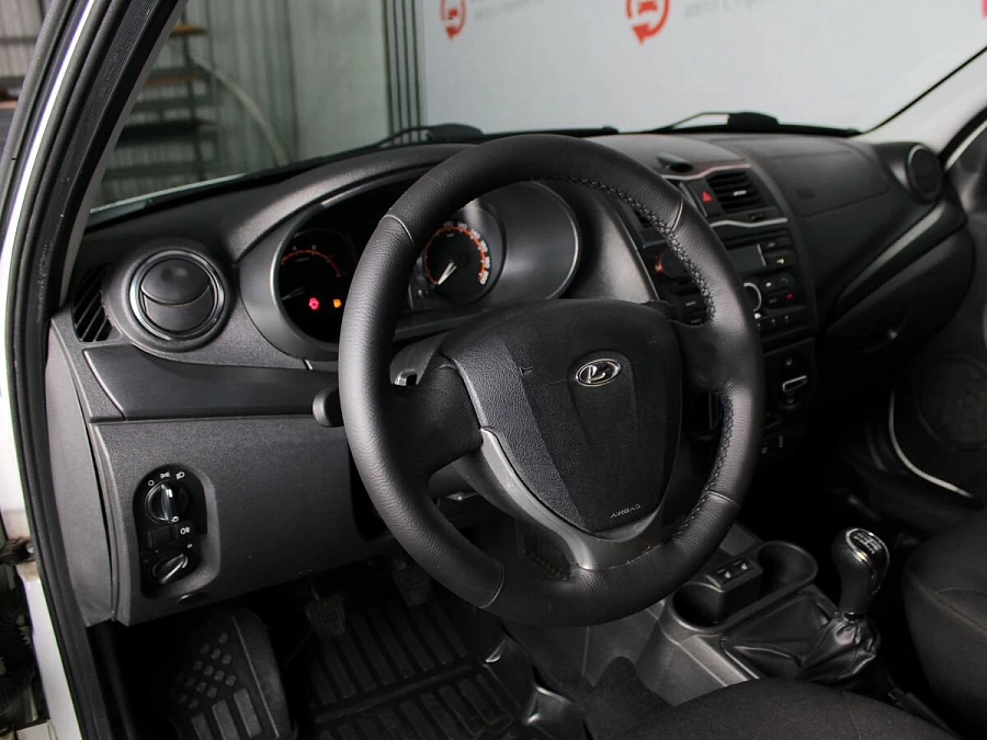 Lada (ВАЗ) Granta, 2018г., передний привод, механика