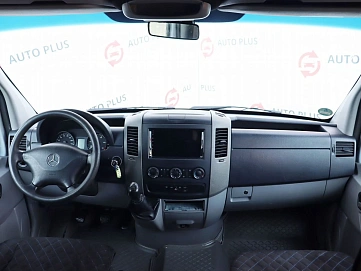 Mercedes-Benz , 2011г., задний привод, механика