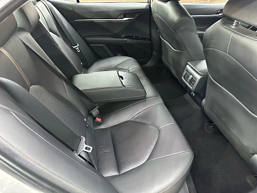 Toyota Camry, 2019г, передний привод, автомат