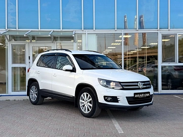 Volkswagen Tiguan, 2011г, передний привод, механика