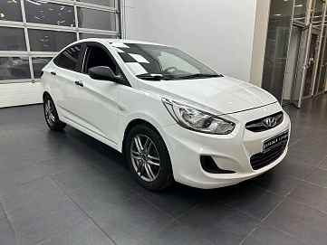 Hyundai Solaris, 2014г, передний привод, автомат
