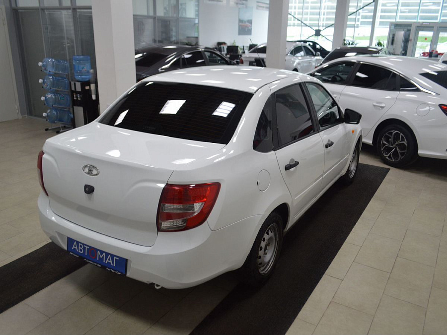 Lada (ВАЗ) Granta, 2017г., передний привод, автомат