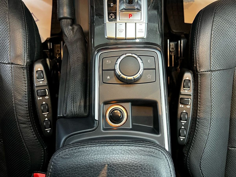 Mercedes-Benz , 2016г., полный привод, автомат