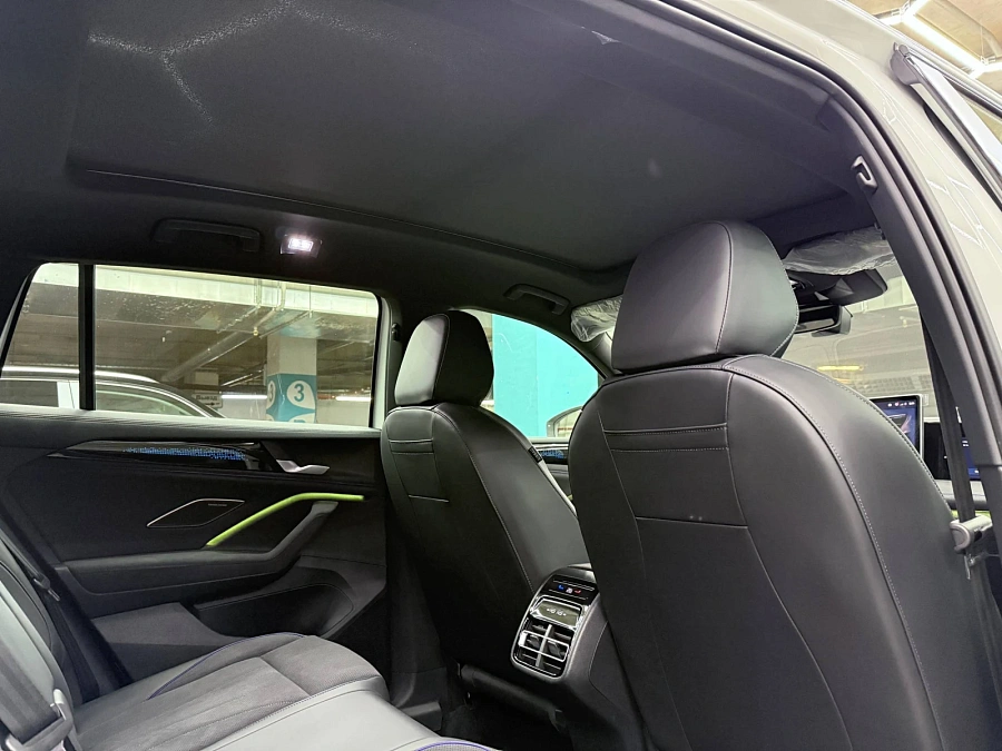 Volkswagen Tiguan, 2026г., полный привод, робот