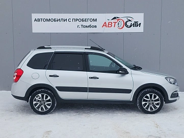 Lada (ВАЗ) , 2023г., передний привод, механика