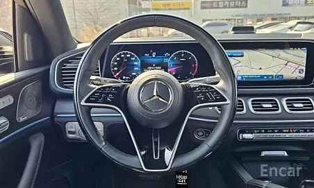 Mercedes-Benz GLS, 2024г, полный привод, автомат