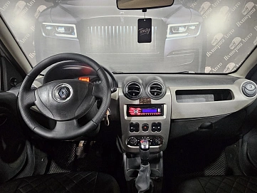 Renault Sandero, 2012г, передний привод, механика