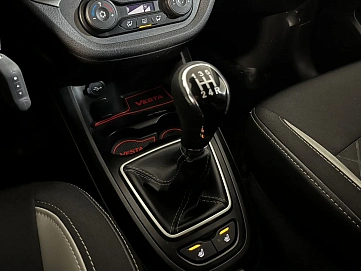 Lada (ВАЗ) , 2019г., передний привод, механика