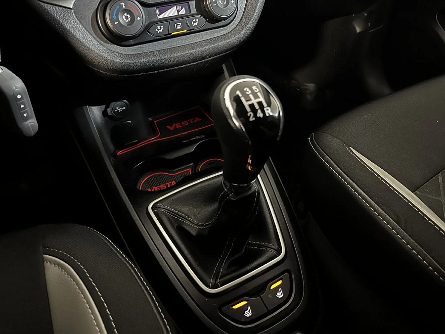 Lada (ВАЗ) , 2019г., передний привод, механика