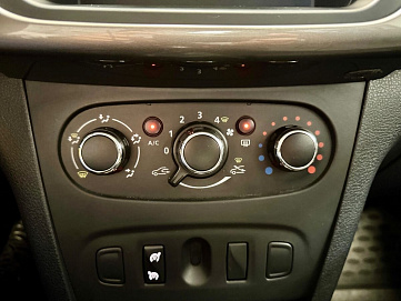 Renault Sandero, 2016г, передний привод, механика