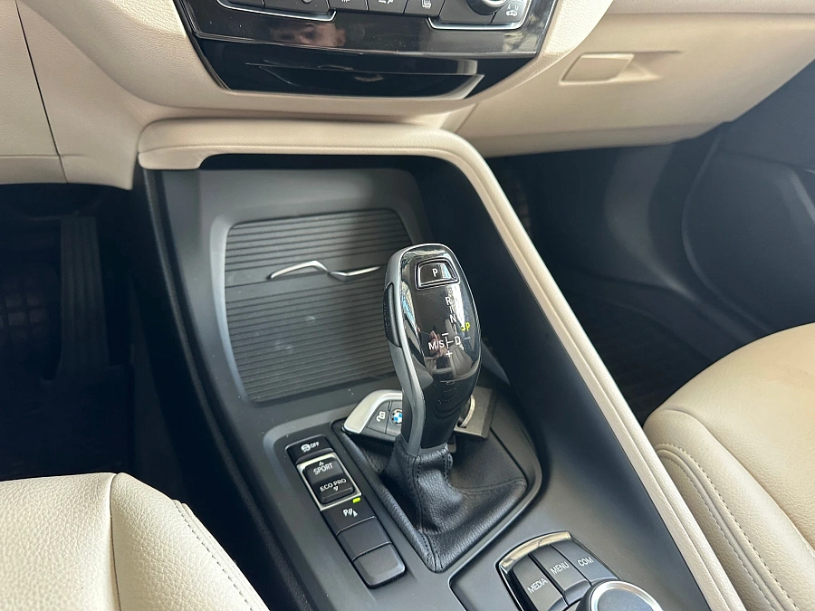 BMW X1, 2021г., передний привод, робот