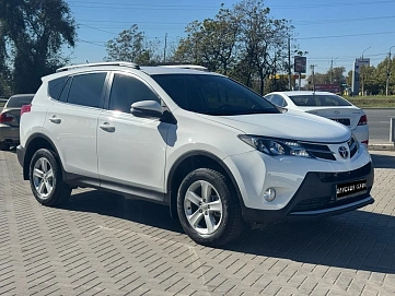 Toyota RAV4, 2013г, полный привод, автомат