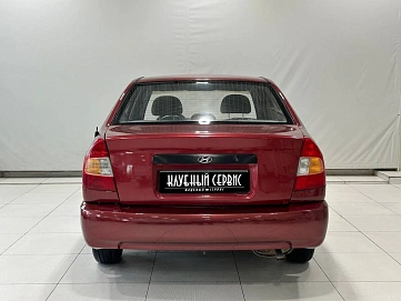 Hyundai Accent, 2004г, передний привод, механика
